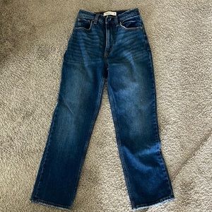 Abercrombie & Fitch 90s Straight Ultra High Rise Curve Love 24 Extra Short